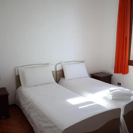 Wu Giada Oda ve Kahvaltı